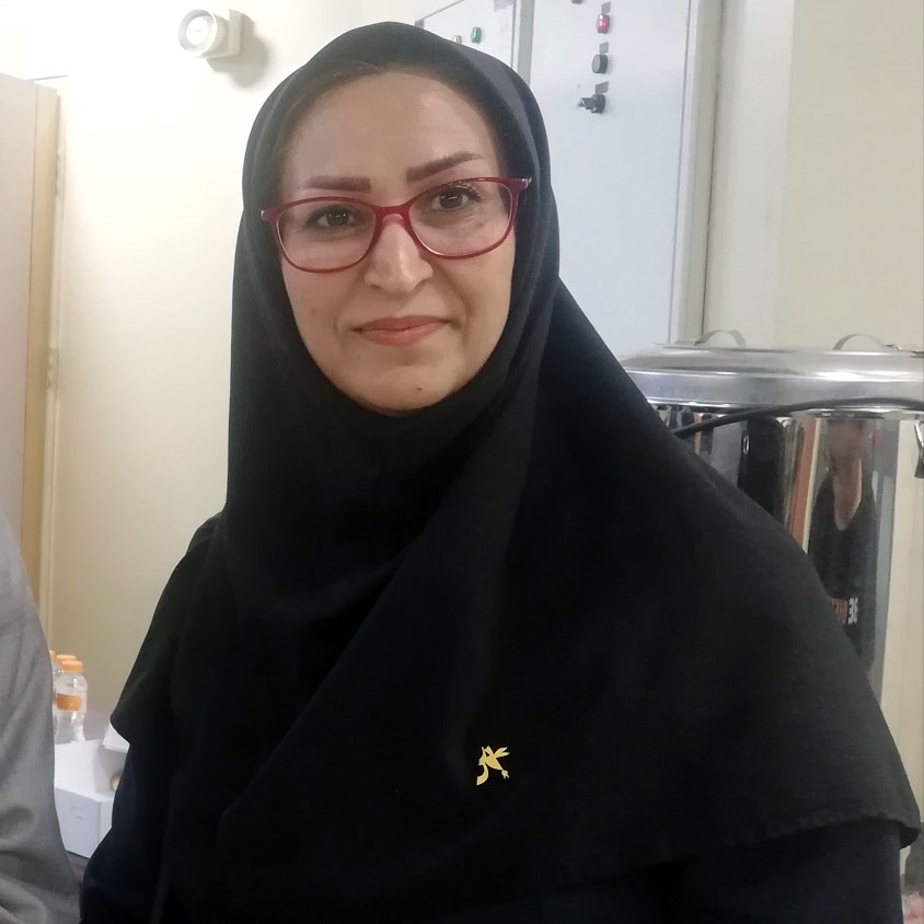 معصومه کریمی