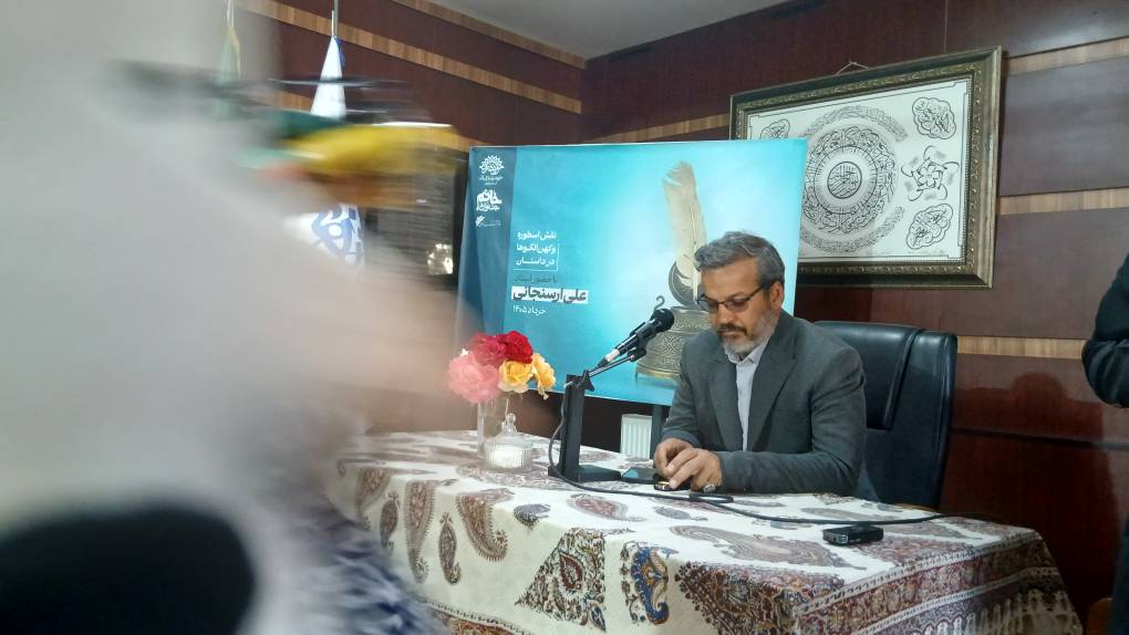 کارگاه داستان با علی ارسنجانی و اعضای باشگاه خاتم در استان زنجان