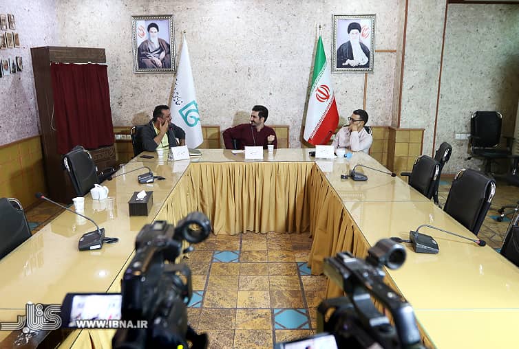 نویسندگان از مطالعه تاریخی و عنصر خیال بهره ببرند